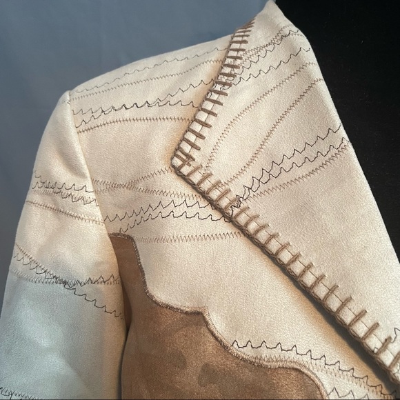 Coldwater Creek faux suede blazer. Cream and different shades of tans size P14 - Picture 5 of 16